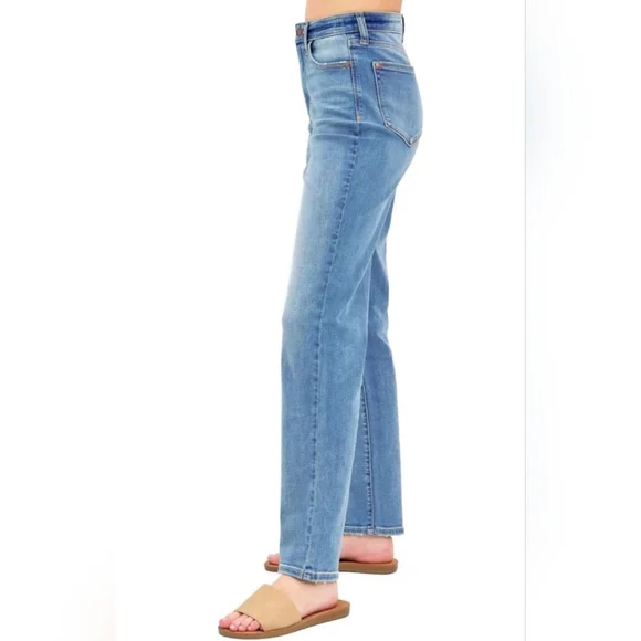 Judy Blue High Rise Classic Straight Fit Jeans No Distressing Regular Plus NEW - Picture 8 of 16